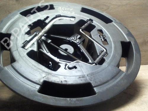 Bordwerkzeug für FIAT BRAVO II (198_) 1.6 D Multijet (198AXM1B) (90 hp) 31225387