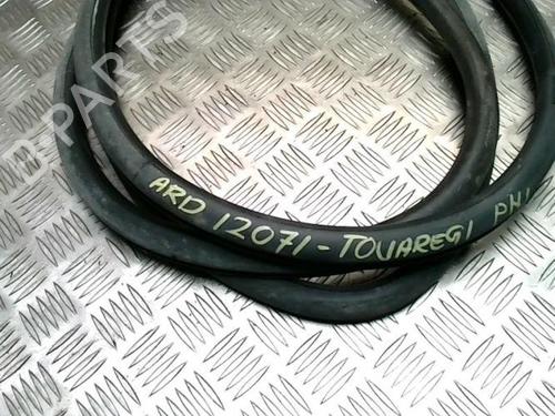 Rubber door seal VW TOUAREG (7LA, 7L6, 7L7) 2.5 R5 TDI | BP25779383C142 