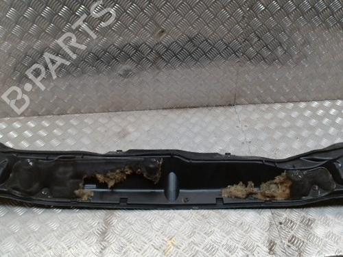 Grelha curcuvan Grelha curcuvan RENAULT CLIO V (B7_) 1.3 TCe 130 (B7MF) (131 hp) 34349787 34349787