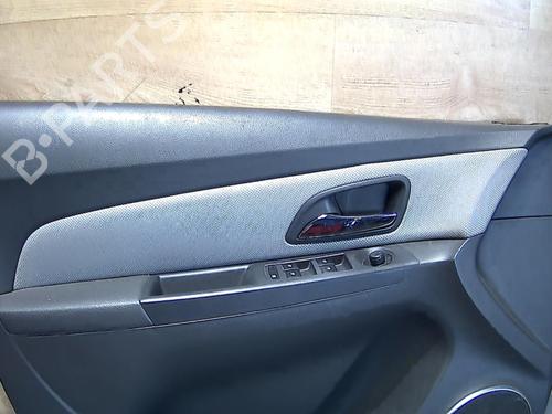 Venstre frontpanel CHEVROLET CRUZE (J300) 2.0 CDI | BP29389556C58
