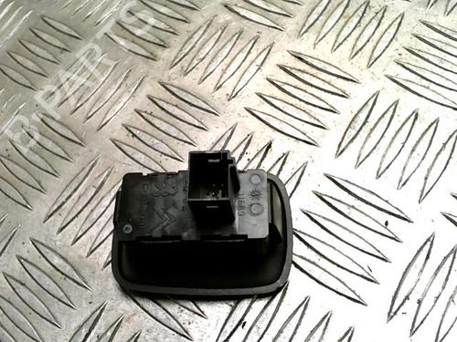 Left rear window switch CITROËN C5 III (RD_) 2.0 HDi 140 (RDRHF8, RDRHFA, RDRHA8, RDRHAJ) | BP39466994I29 - Image 3