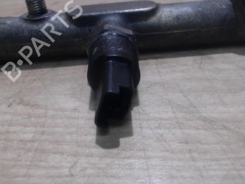 Injection rail PEUGEOT 206 Hatchback (2A/C) 2.0 HDI 90 | BP32492751M98