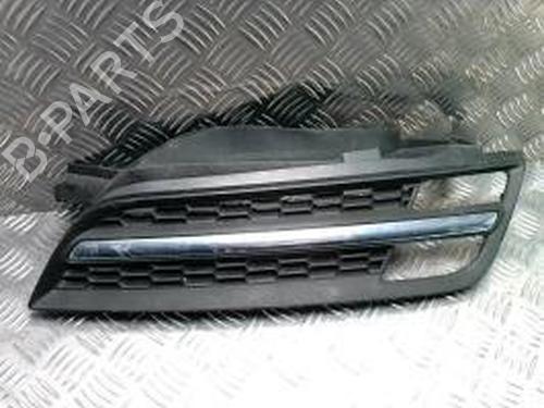Used Grille NISSAN MICRA III (K12) 1.2 16V (80 hp) 25429686