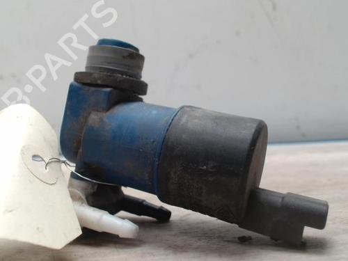 Used Washer pump RENAULT CLIO III (BR0/1, CR0/1) 1.5 dCi (BR17, CR17) (86 hp) 25418760