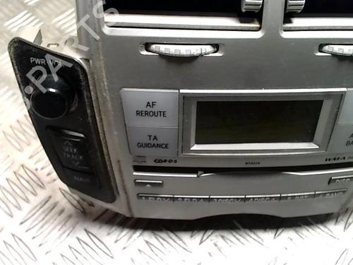 Radio TOYOTA YARIS (_P9_) 1.4 D-4D (NLP90_, NLP90R) | BP31257439E6