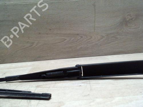 Used Front windshield wiper arm FIAT PUNTO (188_) 1.2 60 (188.030, .050, .130, .150, .230, .250) (60 hp) 25413638