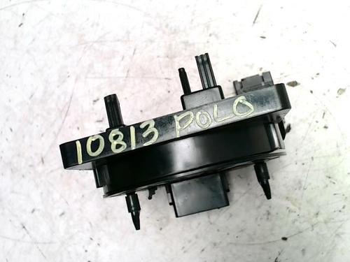 Etoupille airbag VW POLO IV (9N_, 9A_) 1.4 16V (75 hp) 31238913