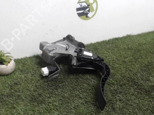 Used Pedal RENAULT CLIO IV (BH_) 1.5 dCi 75 (75 hp) 25393723
