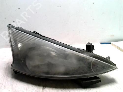 Used Right headlight MITSUBISHI GRANDIS (NA_W) 2.0 DI-D (NA8W) (136 hp) 25421039