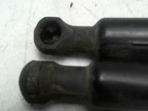 Used Tailgate lift support CITROËN C3 Picasso (SH_) 1.4 VTi 95 (SH8FSC, SH8FP0, SH8FP6) (95 hp) 31235772