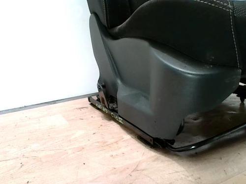 Used Right front seat RENAULT CLIO IV (BH_) 1.5 dCi 90 (90 hp) 31229960