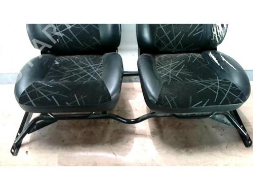 Right front seat TOYOTA YARIS (_P13_) 1.5 Hybrid (NHP130_, NHP130) | BP25427943C16 