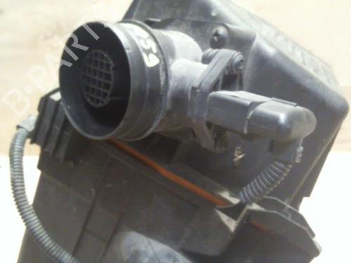 Used Air filter box SEAT CORDOBA (6L2) 1.9 TDI (100 hp) 31218322