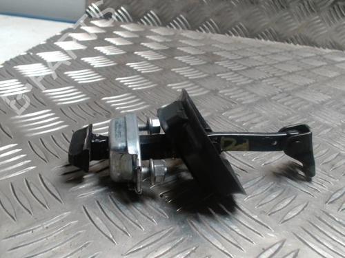 Used Hinge/Door check strap DACIA SANDERO III 1.0 TCe 100 ECO-G (101 hp) 30628772