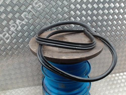 Used Rubber door seal Rubber door seal FORD FOCUS II (DA_, HCP, DP) 1.8 TDCi (115 hp) 33737191 33737191