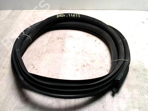 Gummiliste CITROËN C5 I (DC_) 2.0 HDi (DCRHZB, DCRHZE) (109 hp) 25429048