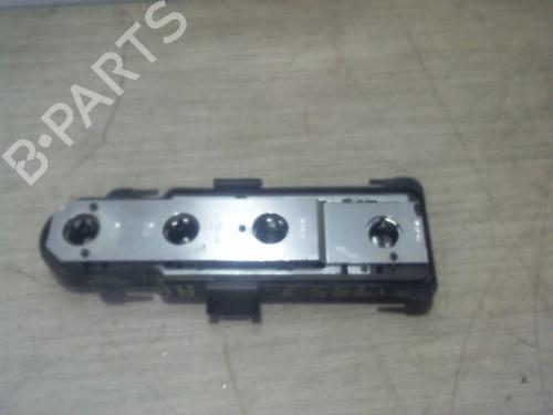 Used Licence plate light MERCEDES-BENZ M-CLASS (W163) ML 270 CDI (163.113) (163 hp) 25389566