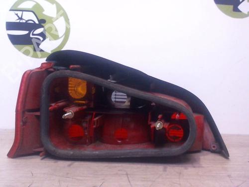 Used Right taillight PEUGEOT 106 II (1A_, 1C_) 1.5 D (57 hp) 31228088