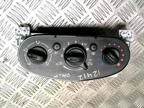 AC Styreenhet / Manøvreringsenhet DACIA SANDERO 1.5 dCi (88 hp) 31225275