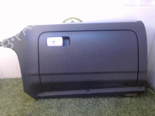 Used Glove box VW GOLF V (1K1) 1.9 TDI (105 hp) 31219220