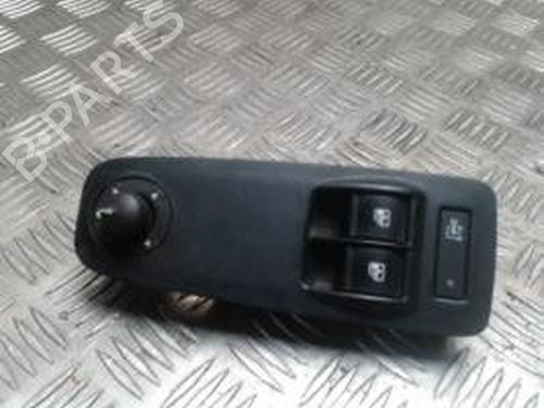 Used Left front window switch PEUGEOT BOXER Van 2.2 HDi 110 (110 hp) 30530084