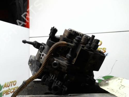 Used Injection pump RENAULT 19 I Chamade (L53_) 1.9 D (L534, L53J) (64 hp) 30266240