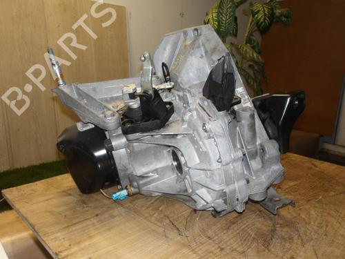 Used Gearbox RENAULT CLIO III (BR0/1, CR0/1) 1.5 dCi (BR17, CR17) (86 hp) 31229629