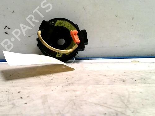 Used Steering column stalk TOYOTA YARIS VERSO (_P2_) 1.4 D-4D (NLP20_, NLP22_) (75 hp) 31233264