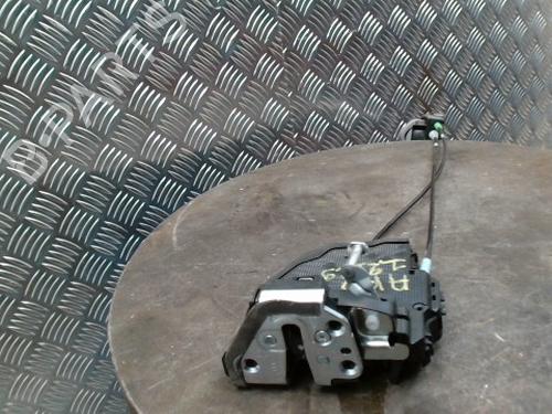 Used Rear right lock Rear right lock TOYOTA URBAN CRUISER (_P1_) 1.4 D-4D 4WD (NLP115_, NLP115R) (90 hp) 33818505 33818505