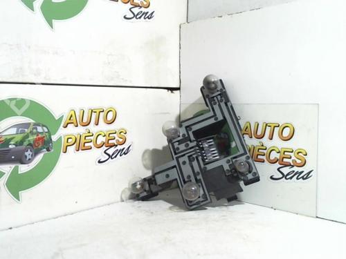Used Licence plate light FORD MONDEO II (BAP) 1.8 i (115 hp) 25399495