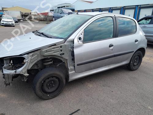 Engine mount PEUGEOT 206 Hatchback (2A/C) 1.4 i | BP25418406M89