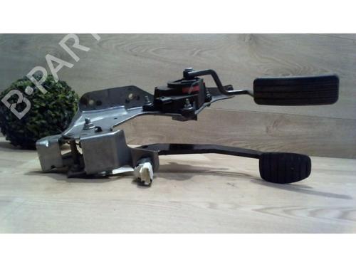 Pedal RENAULT CLIO III (BR0/1, CR0/1) 1.5 dCi (BR17, CR17) | BP25402117I4 