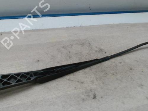 Front windshield wiper arm LAND ROVER FREELANDER I (L314) 2.0 DI 4x4 | BP28085565C143 