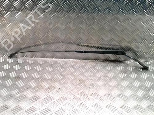 Used Front windshield wiper arm FORD FIESTA V (JH_, JD_) 1.4 TDCi (68 hp) 31225784