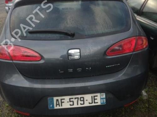 Rear bumper bracket SEAT LEON (1P1) 1.9 TDI | BP28358092C159 