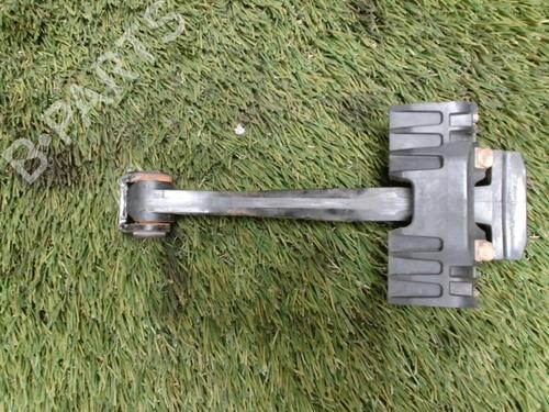 Used Hinge/Door check strap BMW 3 (E90) 330 xd (231 hp) 29159681