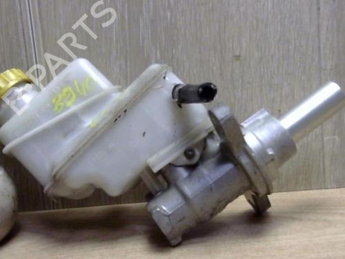 Used Brake master cylinder LANCIA MUSA (350_) 1.3 D Multijet (350.AXB11, 350.AXB1A) (70 hp) 25401770