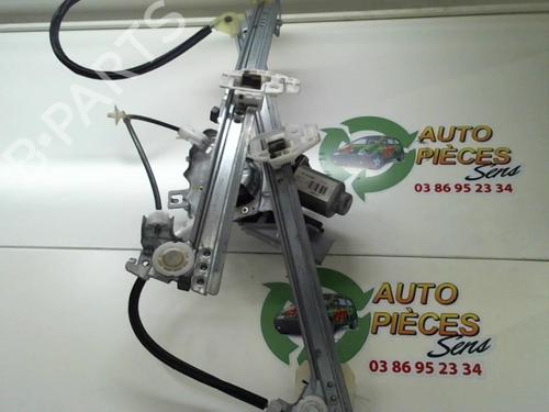 Used Front right window mechanism CITROËN XSARA (N1) 1.4 i (75 hp) 25401366