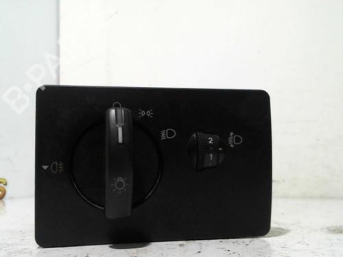 Used Headlight switch FORD FIESTA V (JH_, JD_) 1.4 TDCi (68 hp) 25399319