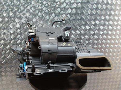 Gebläsekasten für KIA VENGA (YN) 1.6 CRDi 115 (116 hp) 31668706