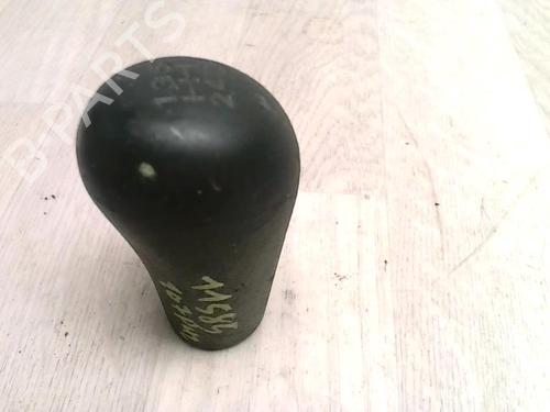 Used Shift knob PEUGEOT 107 (PM_, PN_) 1.0 (68 hp) 26737677