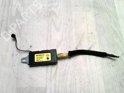 electronic-module-renault-megane-iii-hatchback-bz01_-b3_-2008-28440201 main image