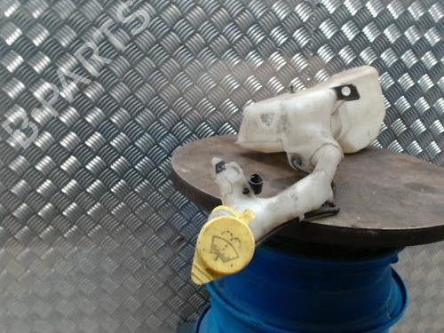 Used Windscreen washer tank Windscreen washer tank SEAT ALHAMBRA (7V8, 7V9) 1.9 TDI 4motion (115 hp) 33735979 33735979