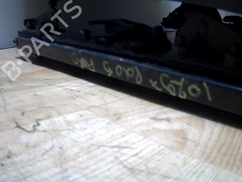 Sæde højre fortil VW POLO V (6R1, 6C1) 1.2 (60 hp) 31238995