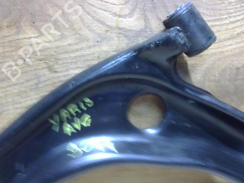 Used Left front suspension arm TOYOTA YARIS (_P13_) 1.4 D (NLP130_, NLP130) (90 hp) 25383435