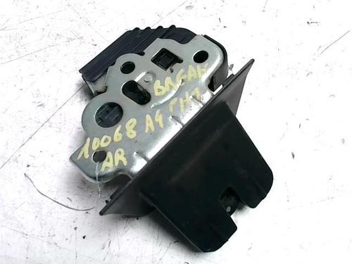 Used Tailgate lock AUDI A4 B8 Avant (8K5) 2.0 TDI (143 hp) 31220428