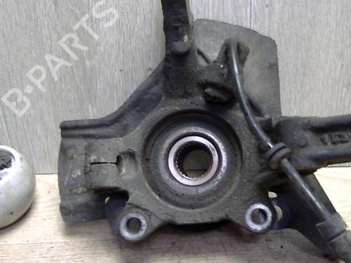 Used Left front steering knuckle CITROËN EVASION MPV (22, U6) 2.0 HDI 16V (109 hp) 25413021