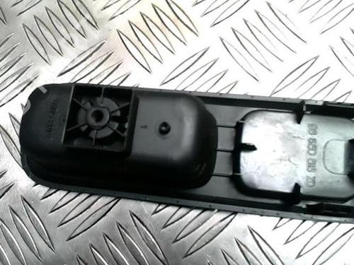Right front window switch PEUGEOT 3008 I MPV (0U_) 1.6 HDi | BP25431366I26