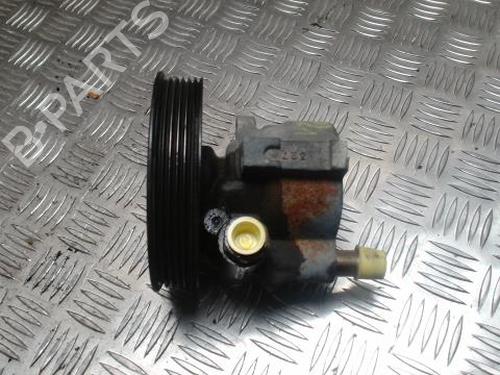 Used Steering pump Steering pump RENAULT SCÉNIC I MPV (JA0/1_, FA0_) 1.6 (JA00, JA16, JA15, JA19, JA1V, JA2B, JA2C, JA0B,... (107 hp) 26179823 26179823