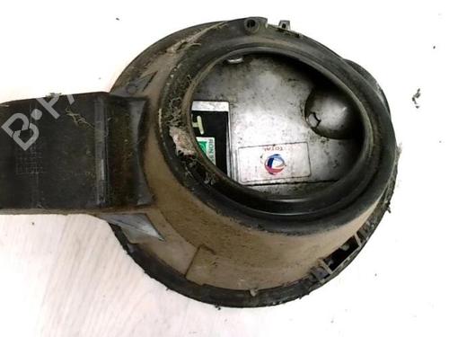 Fuel flap PEUGEOT 208 I (CA_, CC_) 1.2 VTI 82 | BP28358103C131